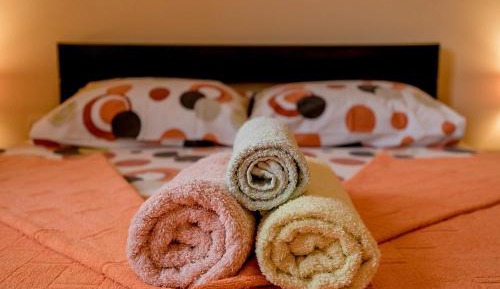 One-Bedroom Apartment with Balcony and Sea View