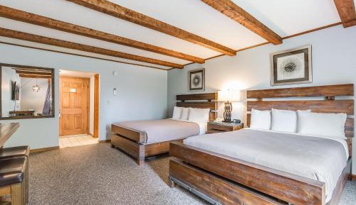 Queen Room with Two Queen Beds