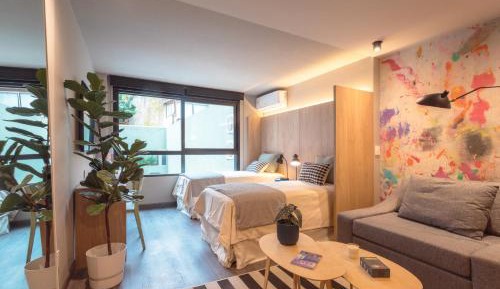 One-Bedroom Apartment