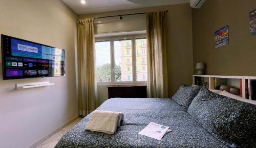 Quadruple Room with Private Bathroom