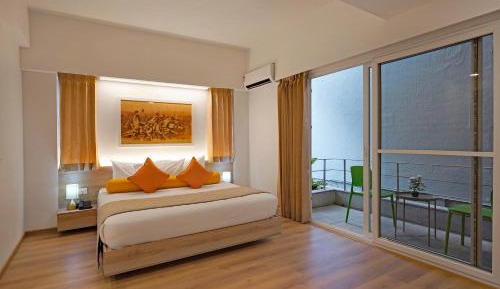 Studio with Sofa Bed