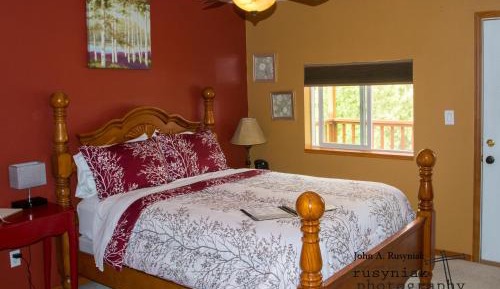 Queen Room