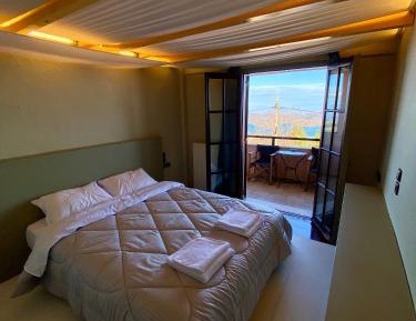 Double Room with Lake View