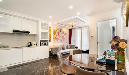 Apartment with Balcony