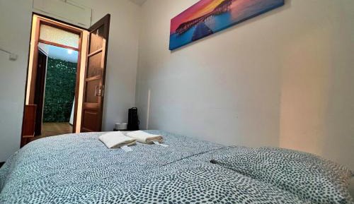 Standard Double Room with Shared Bathroom