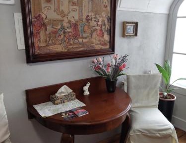 Standard One-Bedroom Apartment (2 Adults)
