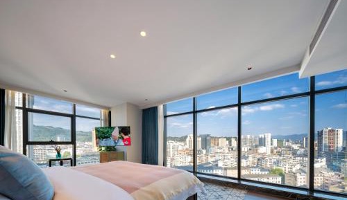 Double Room with View
