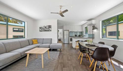 Premier Two-Bedroom Family Villa (6 Adults)