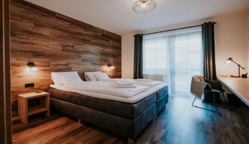 Deluxe Double or Twin Room with Balcony