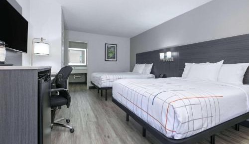 Double Room with Two Double Beds - Non-Smoking