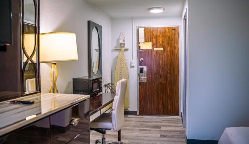 King Room - Non-Smoking