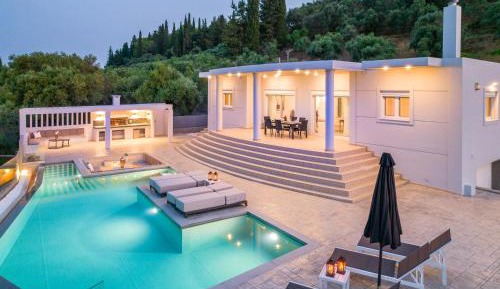 Villa with Private Pool