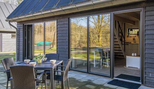 One-Bedroom Holiday Home