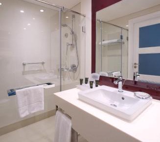 Standard Twin Room - High Floor
