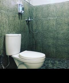 Bungalow with Garden View