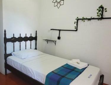 Single Room with Shared Bathroom