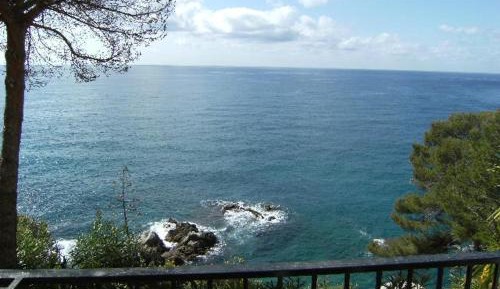 Studio Apartment with Sea View