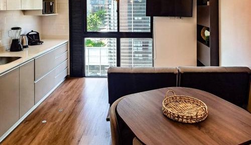 One-Bedroom Apartment with Balcony