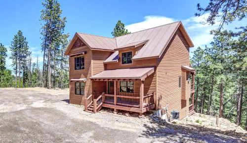 Five-Bedroom Holiday Home
