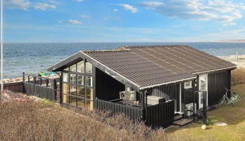 Two-Bedroom Holiday Home