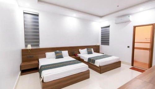 Large Double or Twin Room