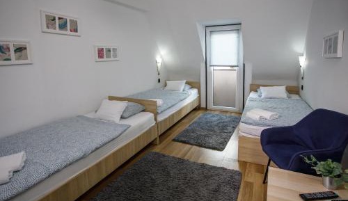 Triple Room with Private Bathroom