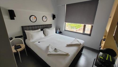 Standard King Room
