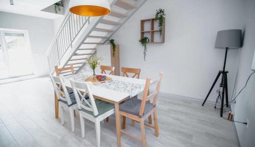 Two-Bedroom Holiday Home