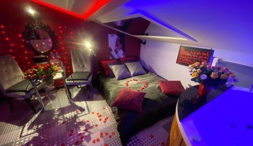 Suite with Spa Bath