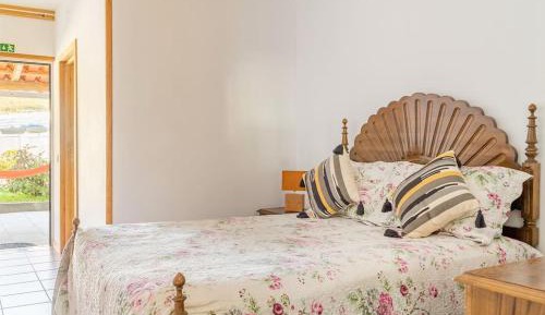 Deluxe Double Room with Shower