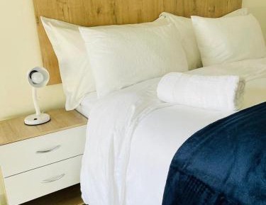 Queen Room with Garden View