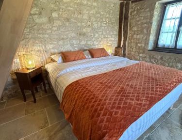 Family Room with Garden View