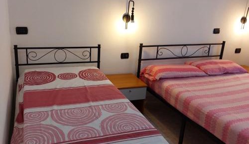 Triple Room with Private Bathroom