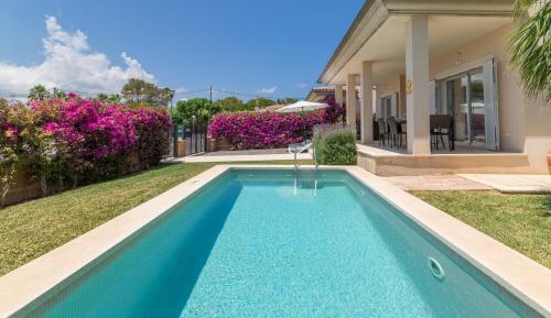 Villa with Private Pool