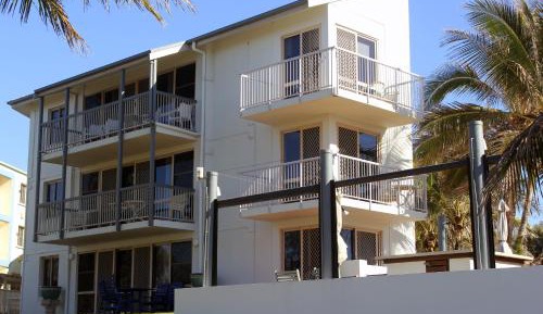 One-Bedroom Apartment with Ocean View