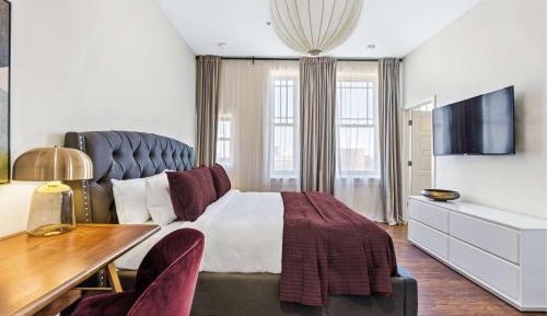 King Room - Non-Smoking