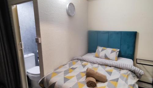 Double Room with Private Bathroom