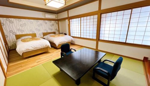 Japanese-Style Room