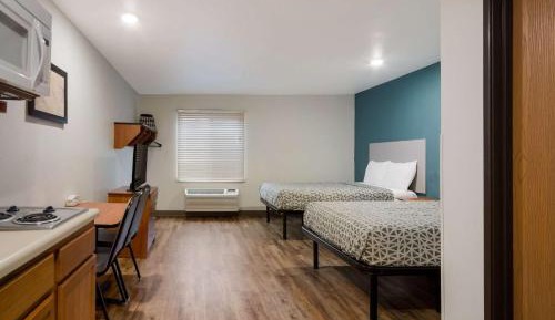 Double Room with Two Double Beds - Non-Smoking