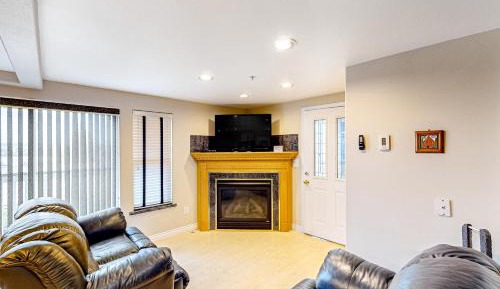 Two Bedroom Apartment 