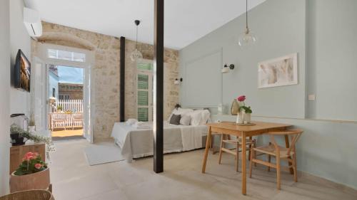 Junior Suite with Garden View