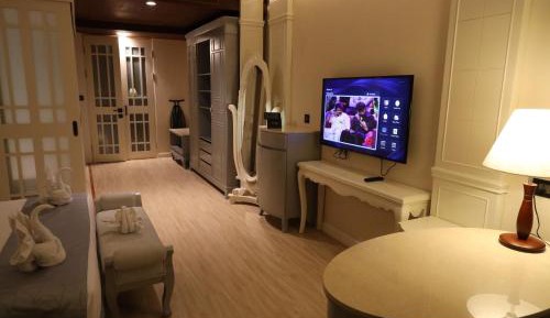 King Suite 