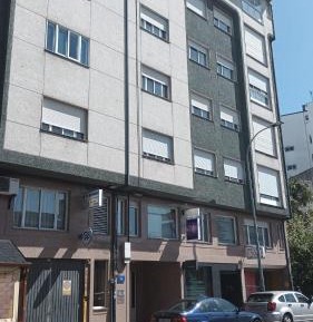 Apartment with Mountain View