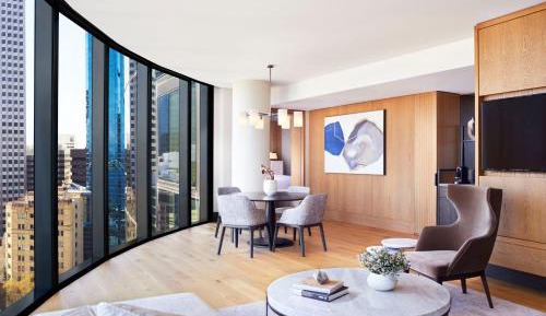 Elizabeth Quay, 1 Bedroom Suite, 1 King, River view