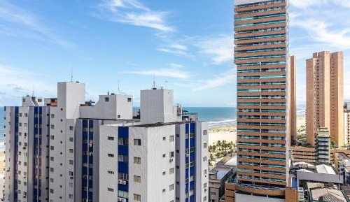 Two-Bedroom Apartment with Balcony and Sea View