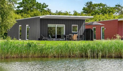 Three-Bedroom Vacation Home 