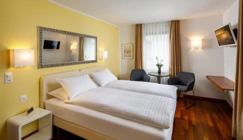 Superior Plus Double Room With Bathroom