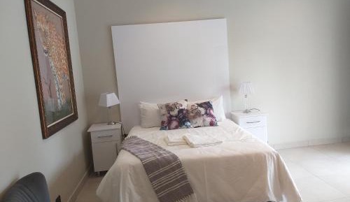 Deluxe Double or Twin Room with Garden View