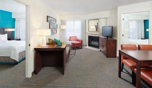 Two-Bedroom Queen Suite with Sofa Bed