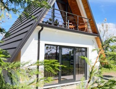 Villa with Garden View